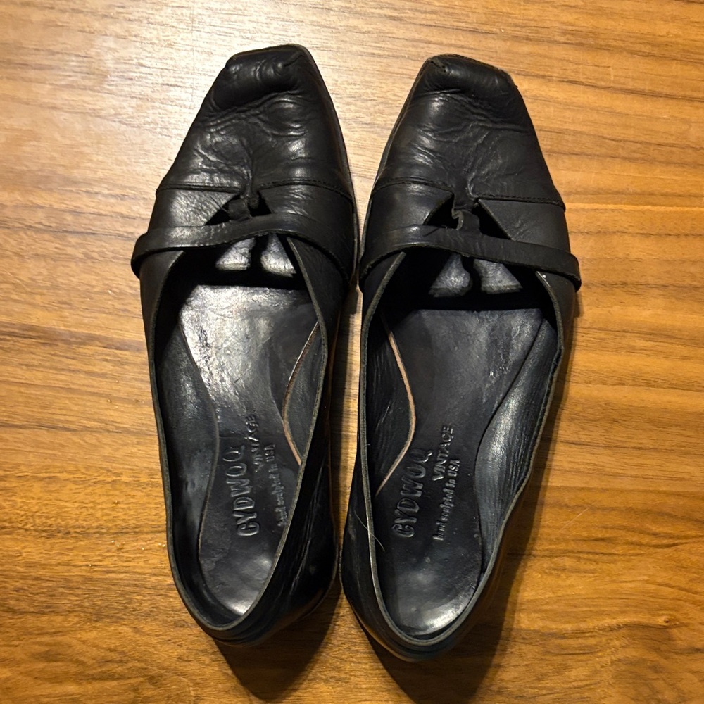 Black Leather Knot Detail Flats